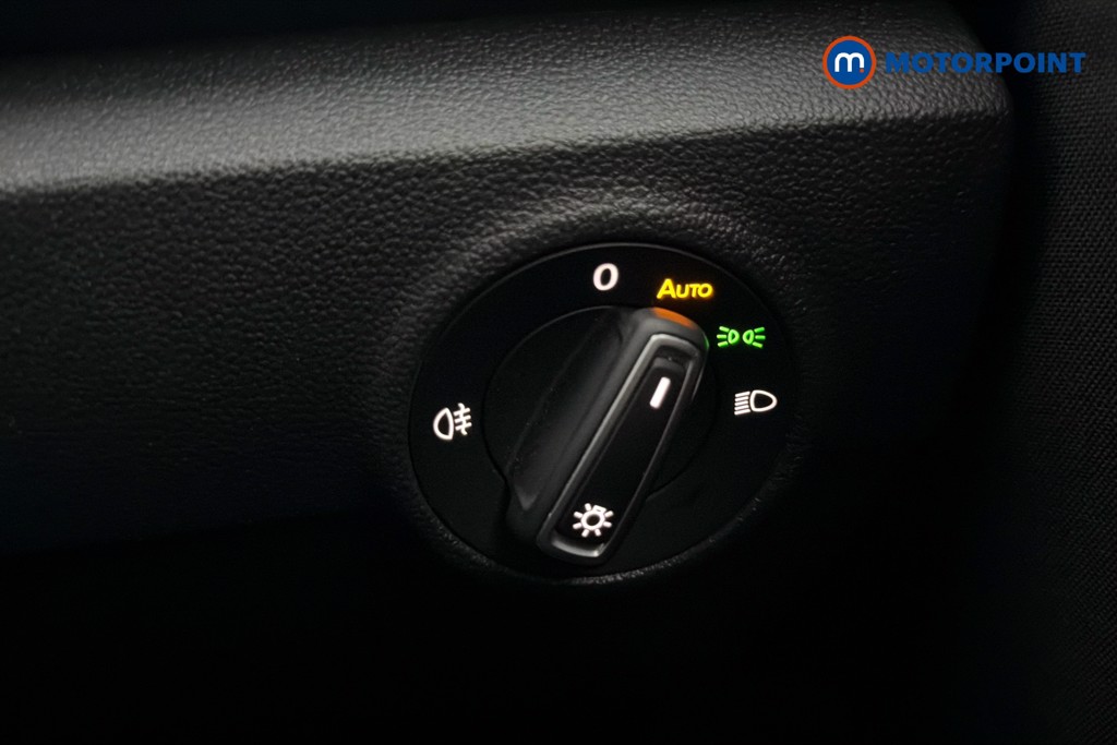 Volkswagen T-Roc Black Edition Manual Petrol SUV - Stock Number (1651582) - 18th supplementary image