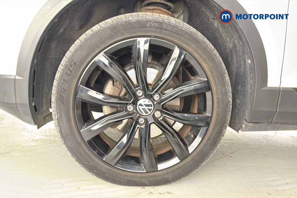 Volkswagen T-Roc Black Edition Manual Petrol SUV - Stock Number (1651582) - 47th supplementary image