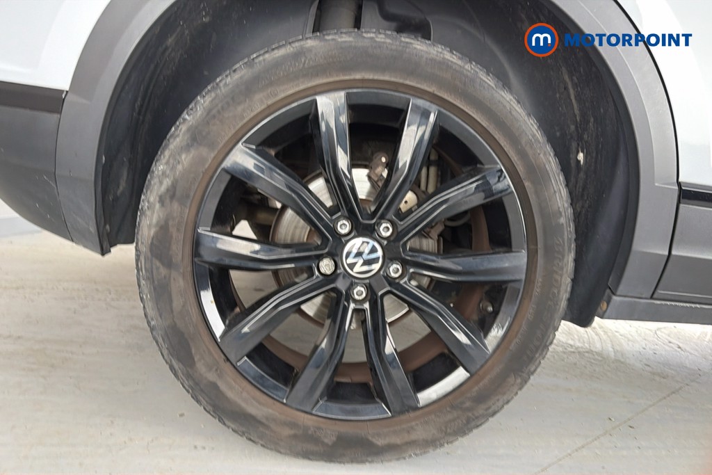 Volkswagen T-Roc Black Edition Manual Petrol SUV - Stock Number (1651582) - 49th supplementary image