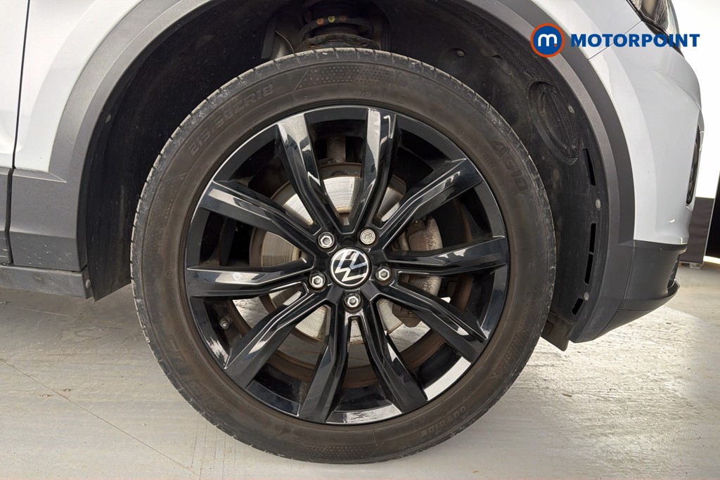 Volkswagen T-Roc Black Edition Manual Petrol SUV - Stock Number (1651582) - 50th supplementary image