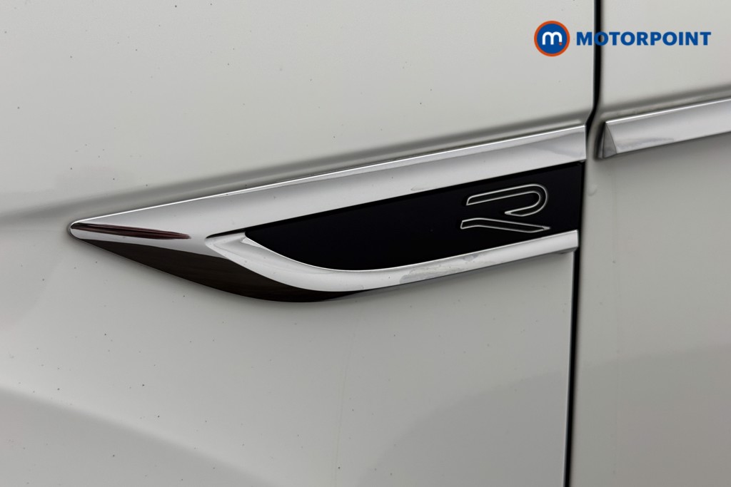 Volkswagen T-Roc R-Line Manual Petrol SUV - Stock Number (1651602) - 6th supplementary image