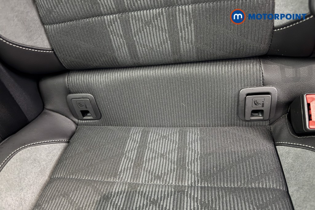 Volkswagen T-Roc R-Line Manual Petrol SUV - Stock Number (1651602) - 10th supplementary image
