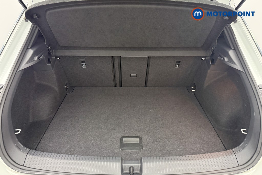 Volkswagen T-Roc R-Line Manual Petrol SUV - Stock Number (1651602) - 13th supplementary image