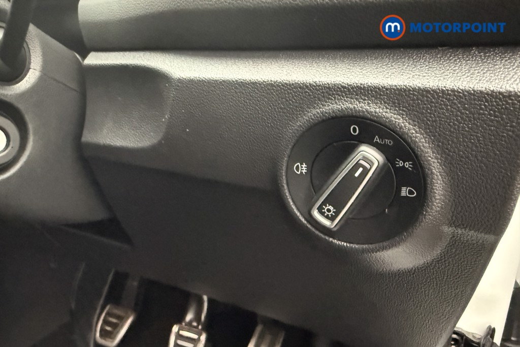 Volkswagen T-Roc R-Line Manual Petrol SUV - Stock Number (1651602) - 18th supplementary image