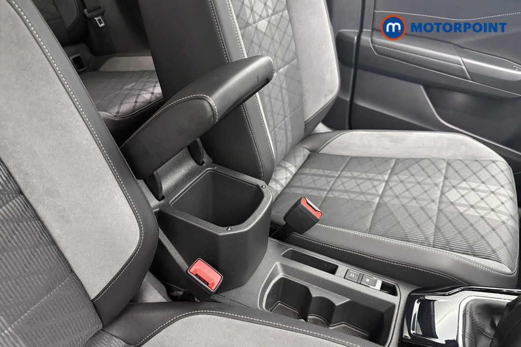 Volkswagen T-Roc R-Line Manual Petrol SUV - Stock Number (1651602) - 19th supplementary image