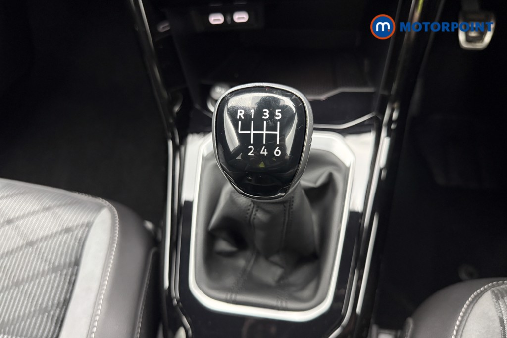 Volkswagen T-Roc R-Line Manual Petrol SUV - Stock Number (1651602) - 25th supplementary image