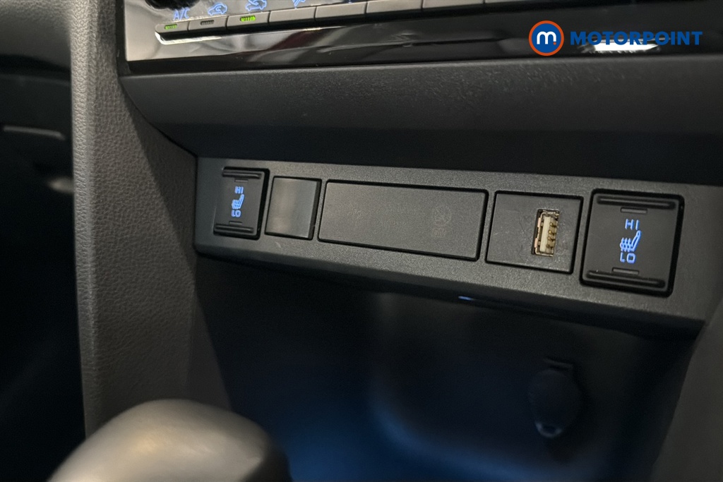 Toyota Yaris Cross Excel Automatic Petrol-Electric Hybrid Estate - Stock Number (1651723) - 14th supplementary image