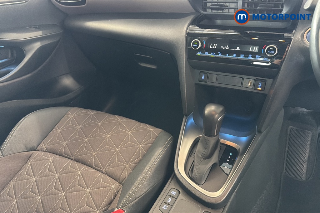 Toyota Yaris Cross Excel Automatic Petrol-Electric Hybrid Estate - Stock Number (1651723) - 15th supplementary image