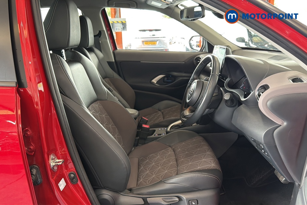 Toyota Yaris Cross Excel Automatic Petrol-Electric Hybrid Estate - Stock Number (1651723) - 22nd supplementary image
