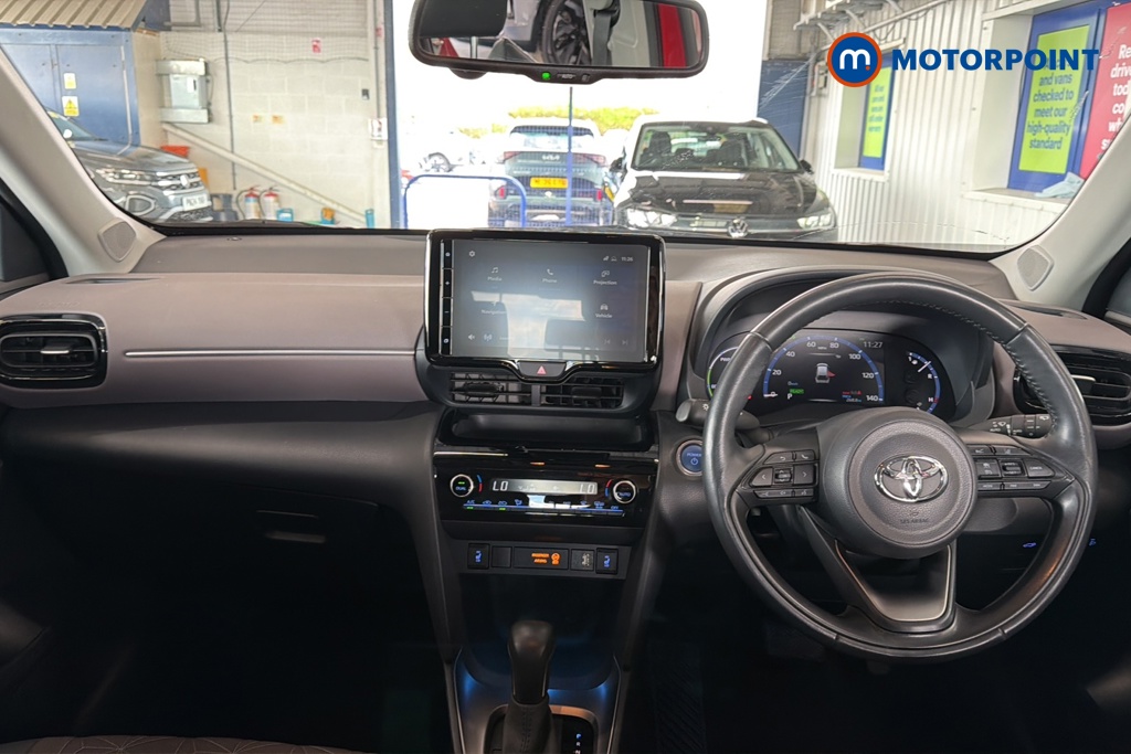 Toyota Yaris Cross Excel Automatic Petrol-Electric Hybrid Estate - Stock Number (1651723) - 1st supplementary image