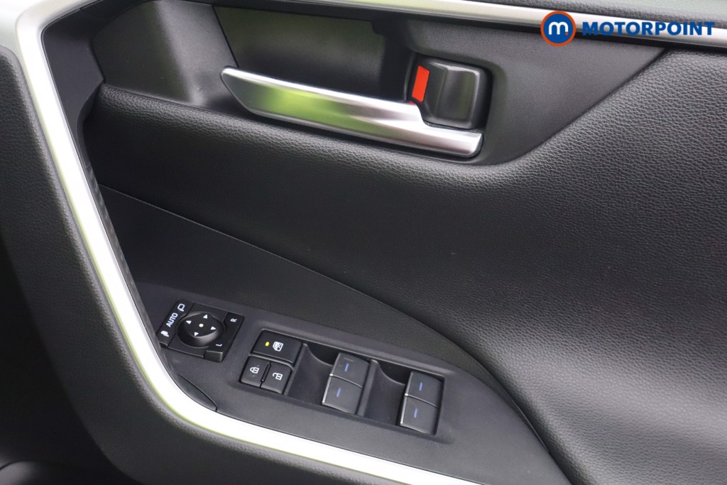Toyota Rav4 Design Automatic Petrol-Electric Hybrid SUV - Stock Number (1651911) - 7th supplementary image