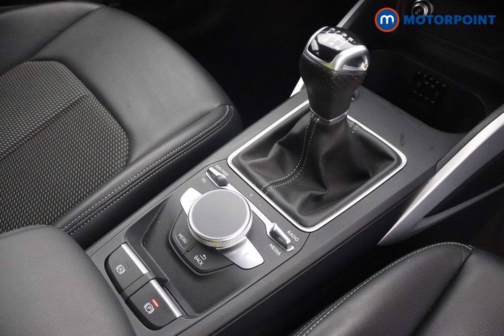Audi Q2 S Line Manual Petrol SUV - Stock Number (1652062) - 4th supplementary image
