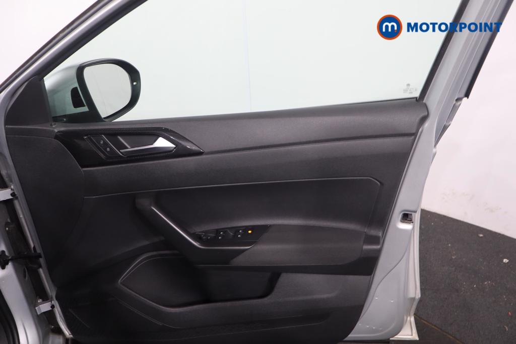 Volkswagen Taigo Life Manual Petrol SUV - Stock Number (1652100) - 8th supplementary image