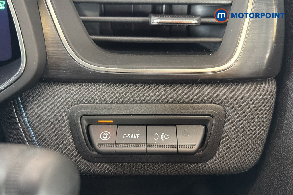 Renault Captur Esprit Alpine Automatic Petrol-Electric Hybrid SUV - Stock Number (1652240) - 11th supplementary image