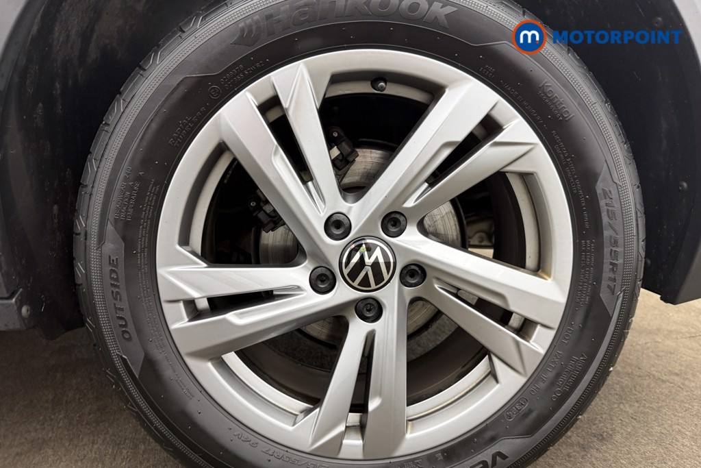 Volkswagen T-Roc R-Line Manual Petrol SUV - Stock Number (1652340) - 13th supplementary image