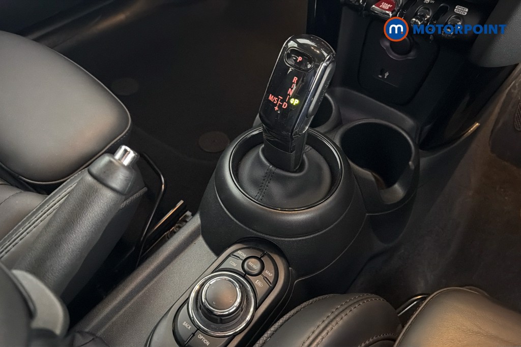 Mini Hatchback Cooper Exclusive Automatic Petrol Hatchback - Stock Number (1652850) - 15th supplementary image