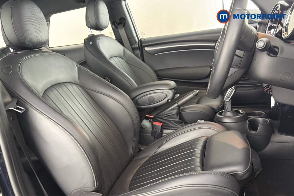 Mini Hatchback Cooper Exclusive Automatic Petrol Hatchback - Stock Number (1652850) - 22nd supplementary image
