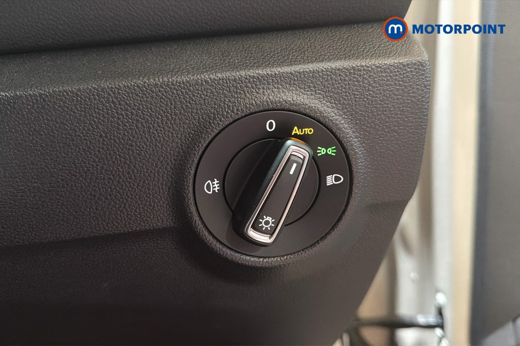 Volkswagen T-Roc R-Line Automatic Petrol SUV - Stock Number (1653048) - 18th supplementary image