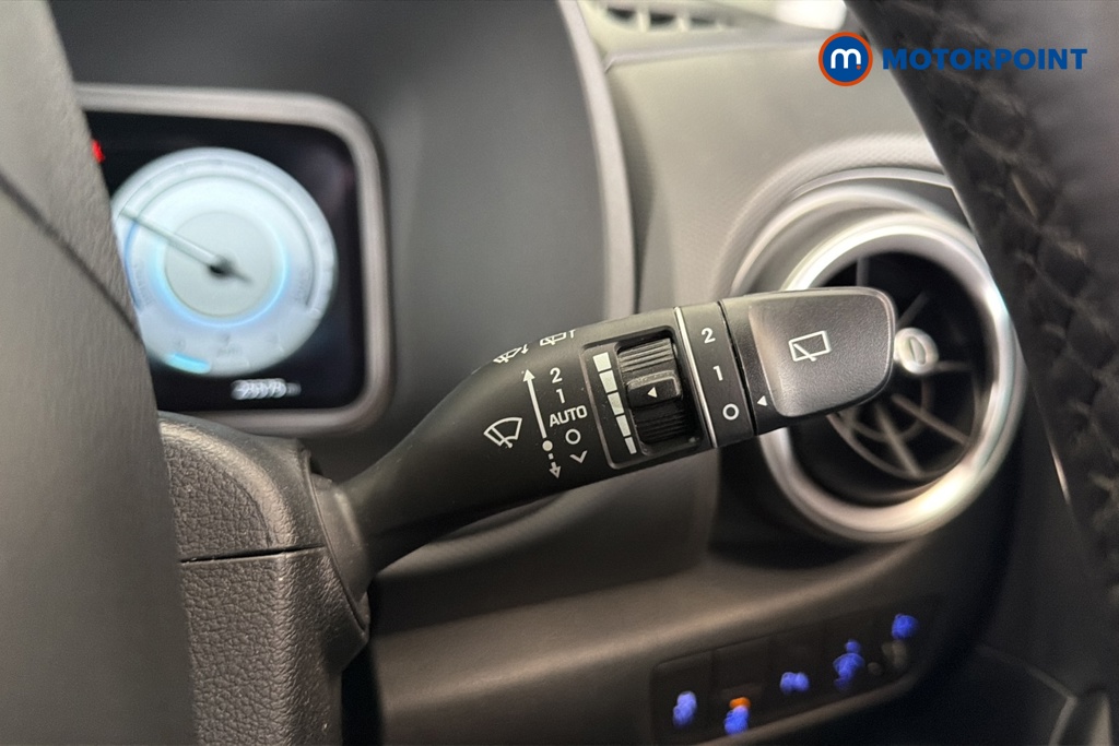 Hyundai Kona Premium Automatic Electric SUV - Stock Number (1653055) - 6th supplementary image