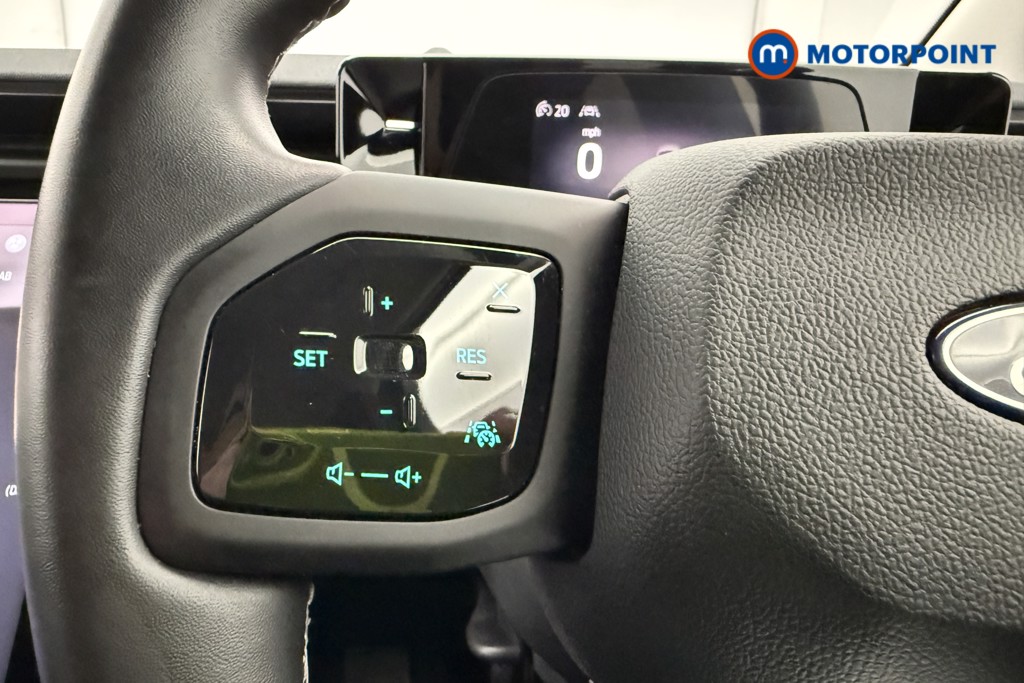 Ford Explorer Select Automatic Electric SUV - Stock Number (1653109) - 14th supplementary image