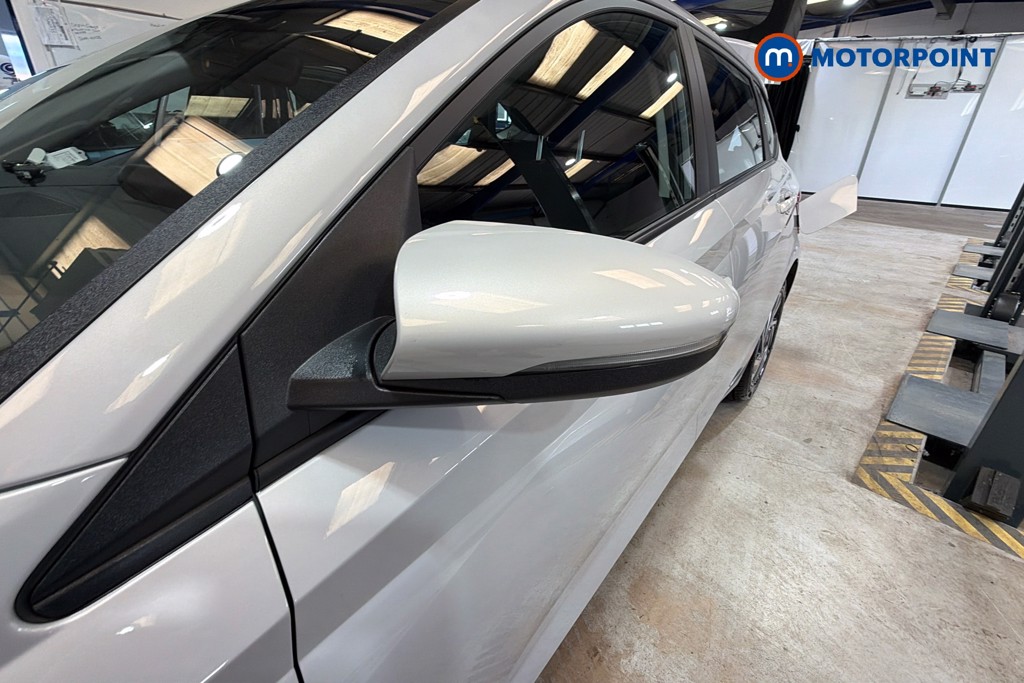 Hyundai I20 Advance Manual Petrol Hatchback - Stock Number (1653197) - 43rd supplementary image