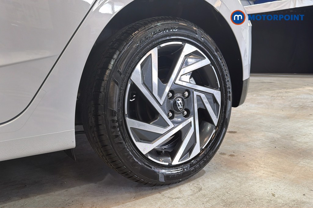 Hyundai I20 Advance Manual Petrol Hatchback - Stock Number (1653197) - 48th supplementary image