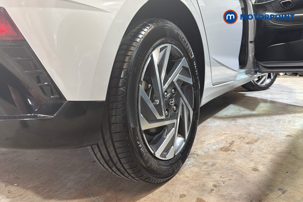 Hyundai I20 Advance Manual Petrol Hatchback - Stock Number (1653197) - 49th supplementary image