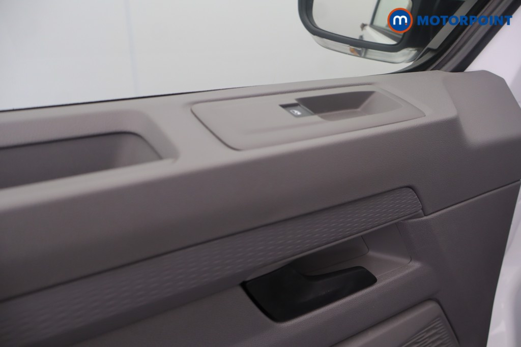 Volkswagen Transporter Commerce Plus Manual Diesel Panel Van - Stock Number (1653250) - 20th supplementary image