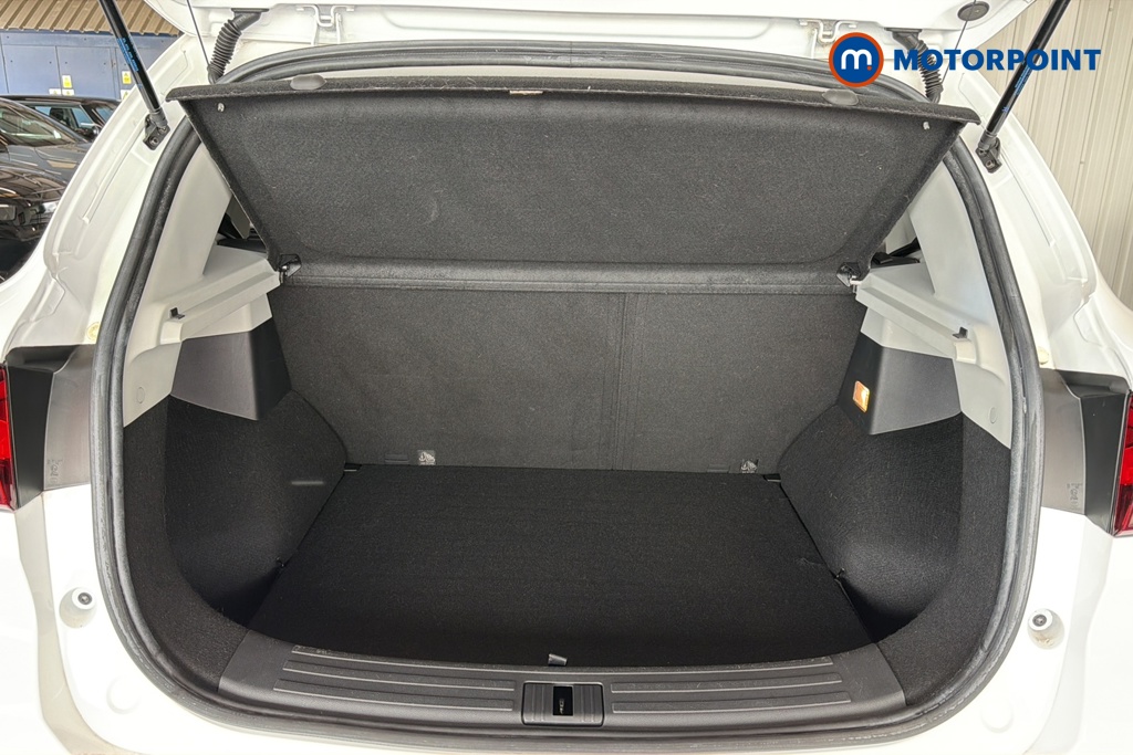 Mg Motor Uk ZS Exclusive Manual Petrol SUV - Stock Number (1653537) - 30th supplementary image