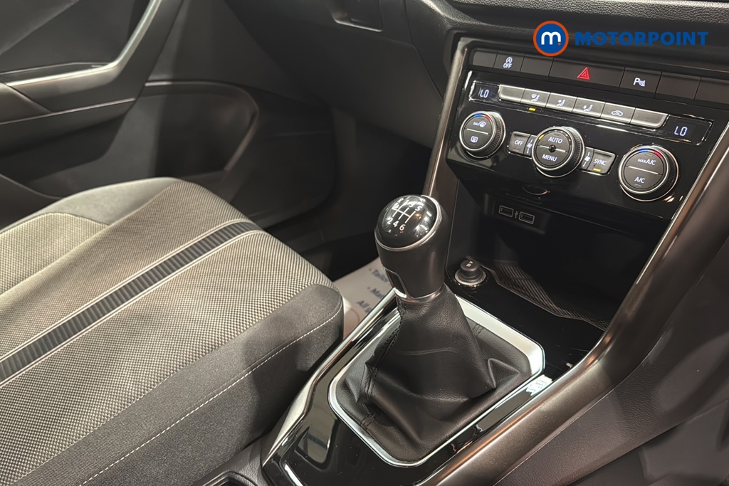 Volkswagen T-Roc SE Manual Diesel SUV - Stock Number (1653619) - 15th supplementary image