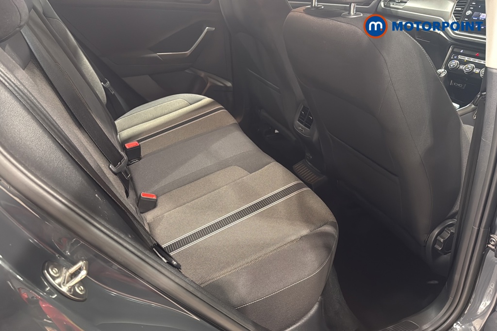 Volkswagen T-Roc SE Manual Diesel SUV - Stock Number (1653619) - 25th supplementary image