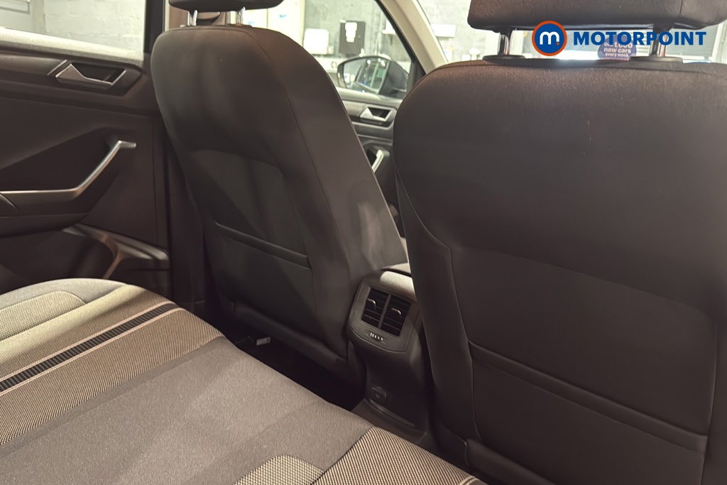 Volkswagen T-Roc SE Manual Diesel SUV - Stock Number (1653619) - 28th supplementary image