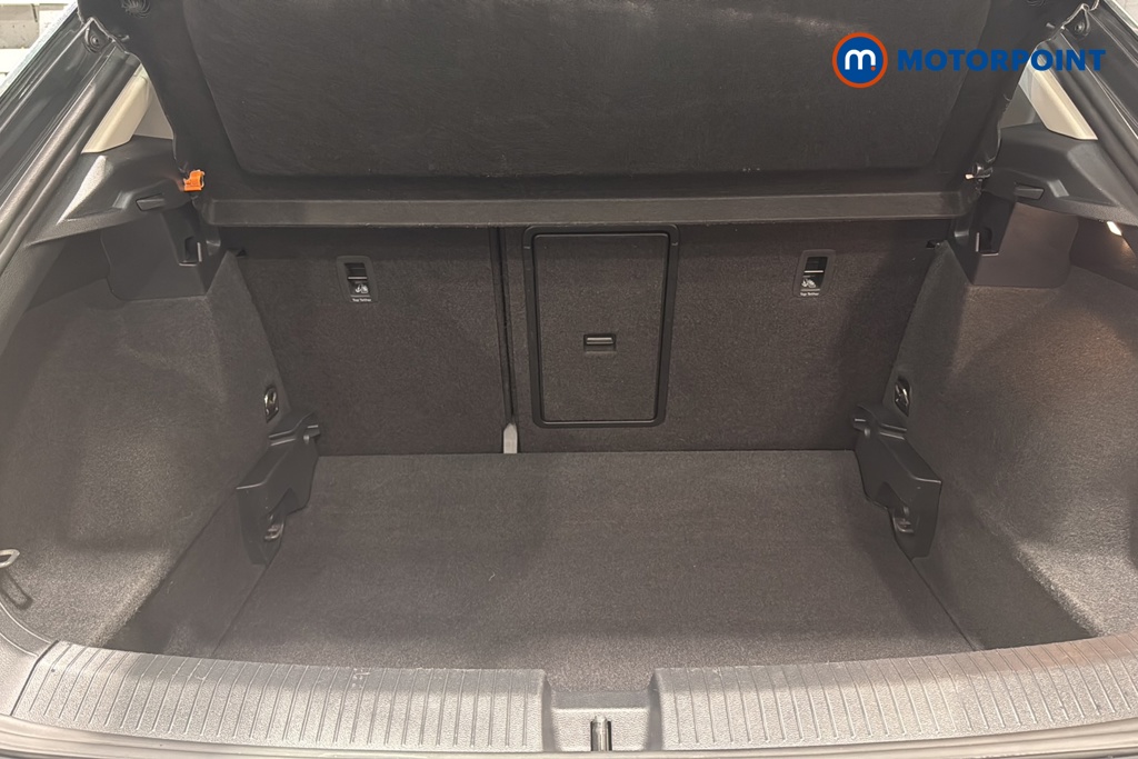 Volkswagen T-Roc SE Manual Diesel SUV - Stock Number (1653619) - 30th supplementary image