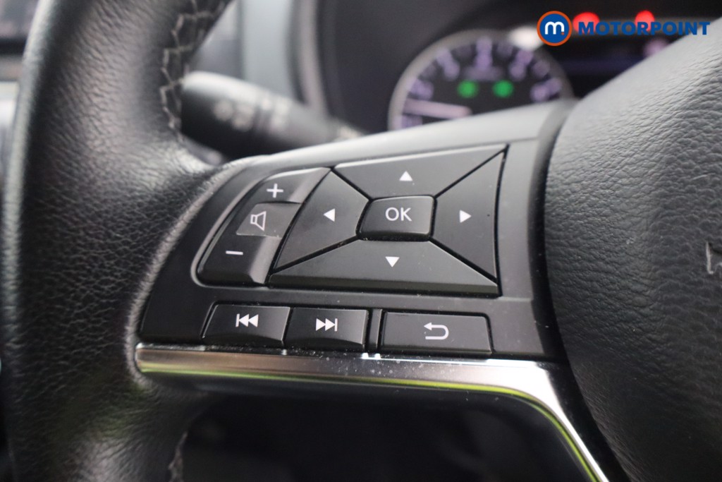 Nissan Juke Tekna Manual Petrol SUV - Stock Number (1653643) - 6th supplementary image
