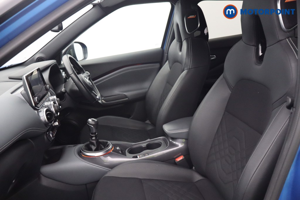 Nissan Juke Tekna Manual Petrol SUV - Stock Number (1653643) - 9th supplementary image