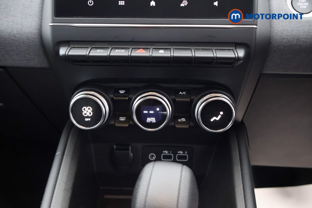 Renault Clio Evolution Automatic Petrol-Electric Hybrid Hatchback - Stock Number (1653682) - 11th supplementary image