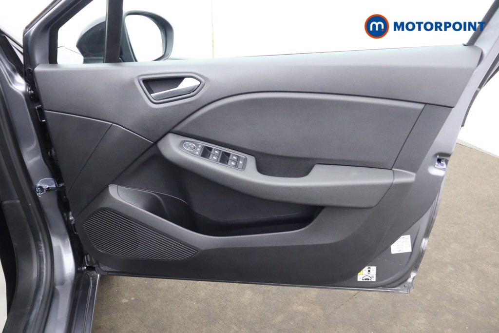 Renault Clio Evolution Automatic Petrol-Electric Hybrid Hatchback - Stock Number (1653682) - 15th supplementary image