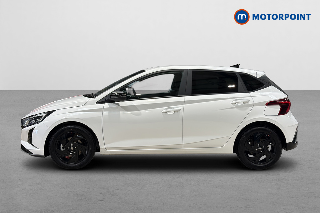 Hyundai I20 Black Line Manual Petrol Hatchback - Stock Number (1654024) - Drivers side