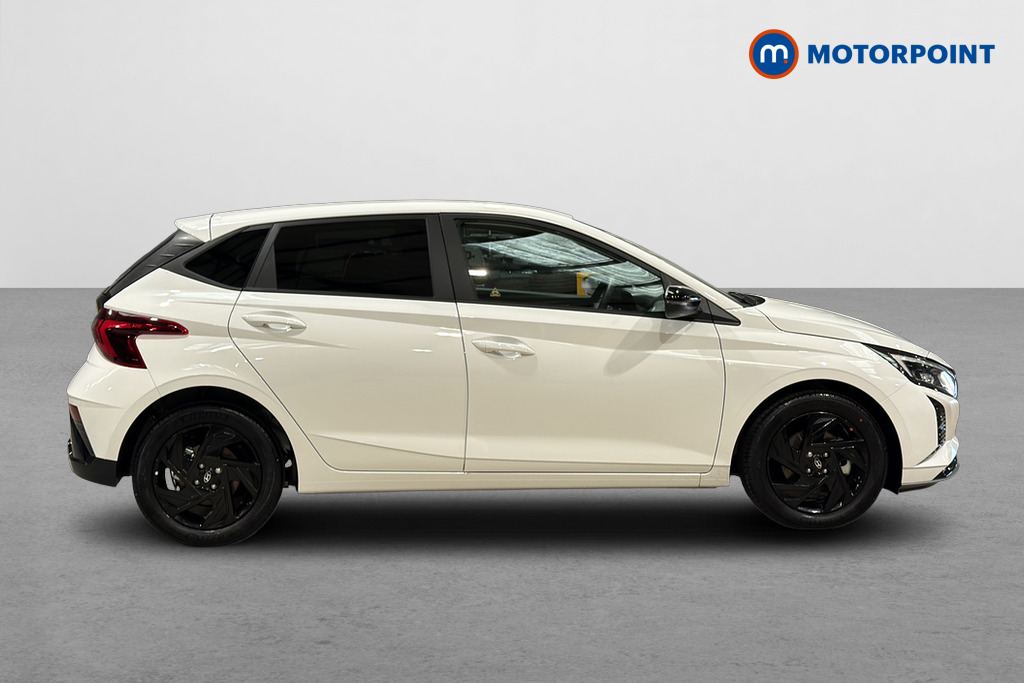 Hyundai I20 Black Line Manual Petrol Hatchback - Stock Number (1654024) - Passenger side