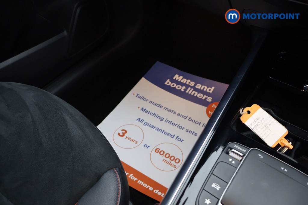 Mercedes-Benz GLA Amg Line Automatic Petrol SUV - Stock Number (1629261) - 12th supplementary image