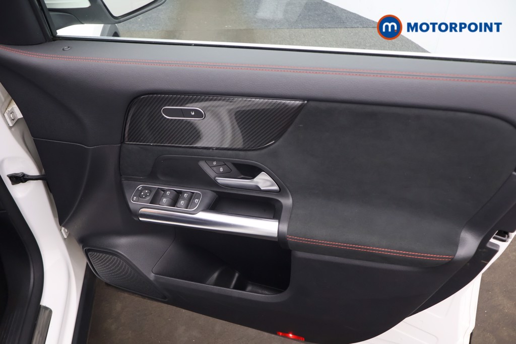 Mercedes-Benz GLA Amg Line Automatic Petrol SUV - Stock Number (1629261) - 14th supplementary image