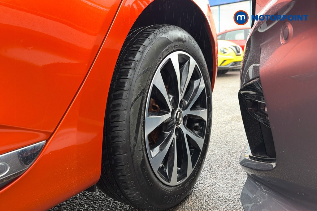 Renault Clio Iconic Manual Petrol Hatchback - Stock Number (1634552) - 48th supplementary image