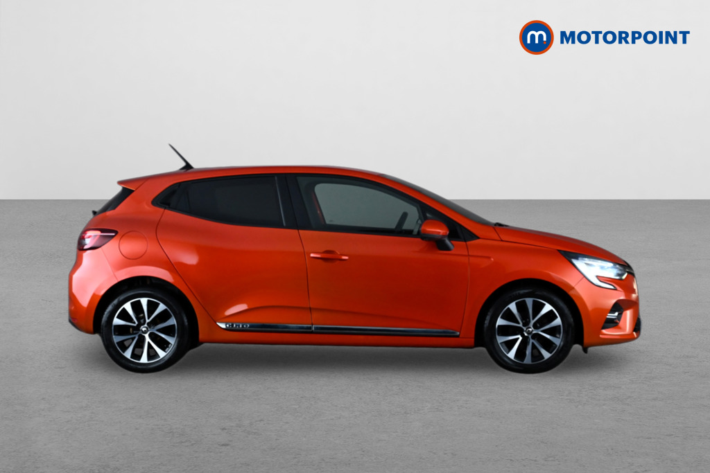Renault Clio Iconic Manual Petrol Hatchback - Stock Number (1634552) - Drivers side