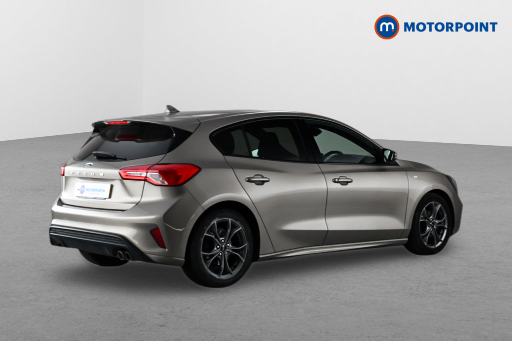 Ford Focus St-Line Manual Petrol Hatchback - Stock Number (1636835) - Drivers side rear corner