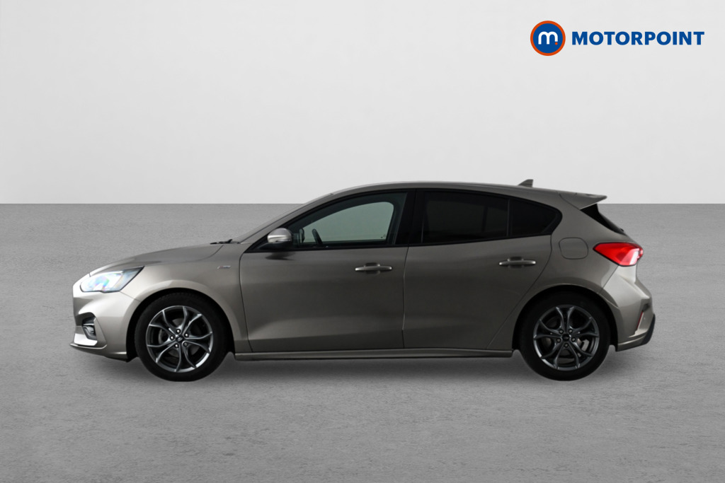 Ford Focus St-Line Manual Petrol Hatchback - Stock Number (1636835) - Passenger side