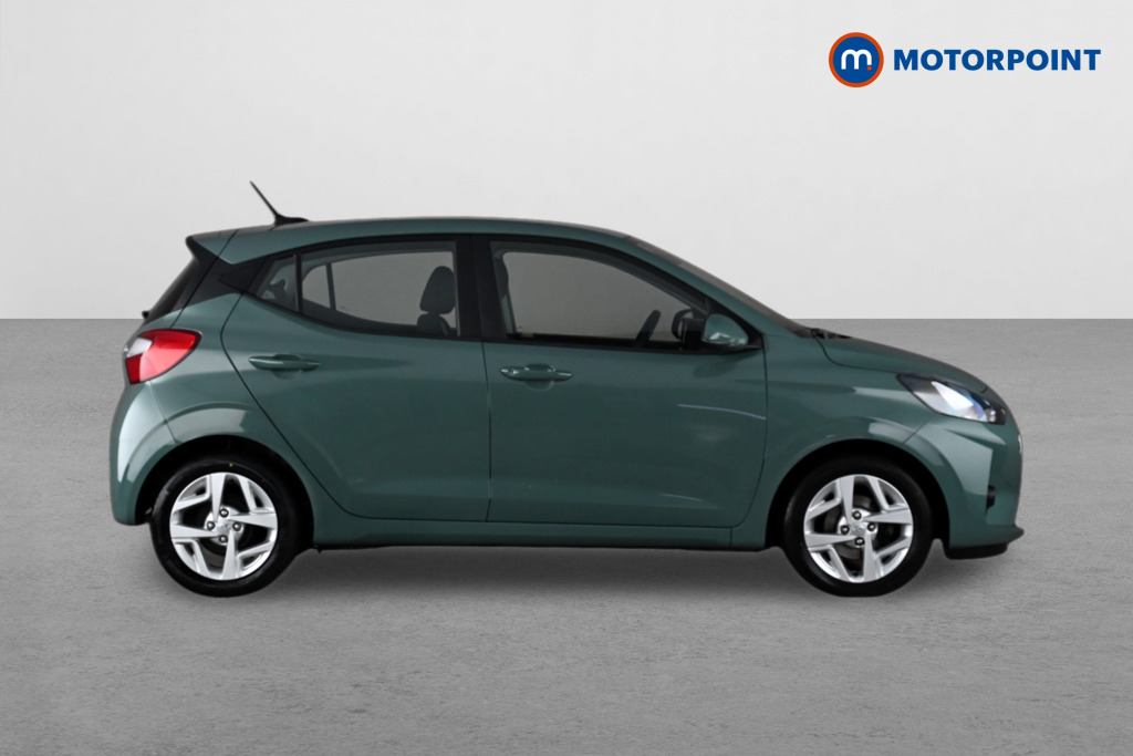 Hyundai I10 Se Connect Manual Petrol Hatchback - Stock Number (1636916) - Drivers side