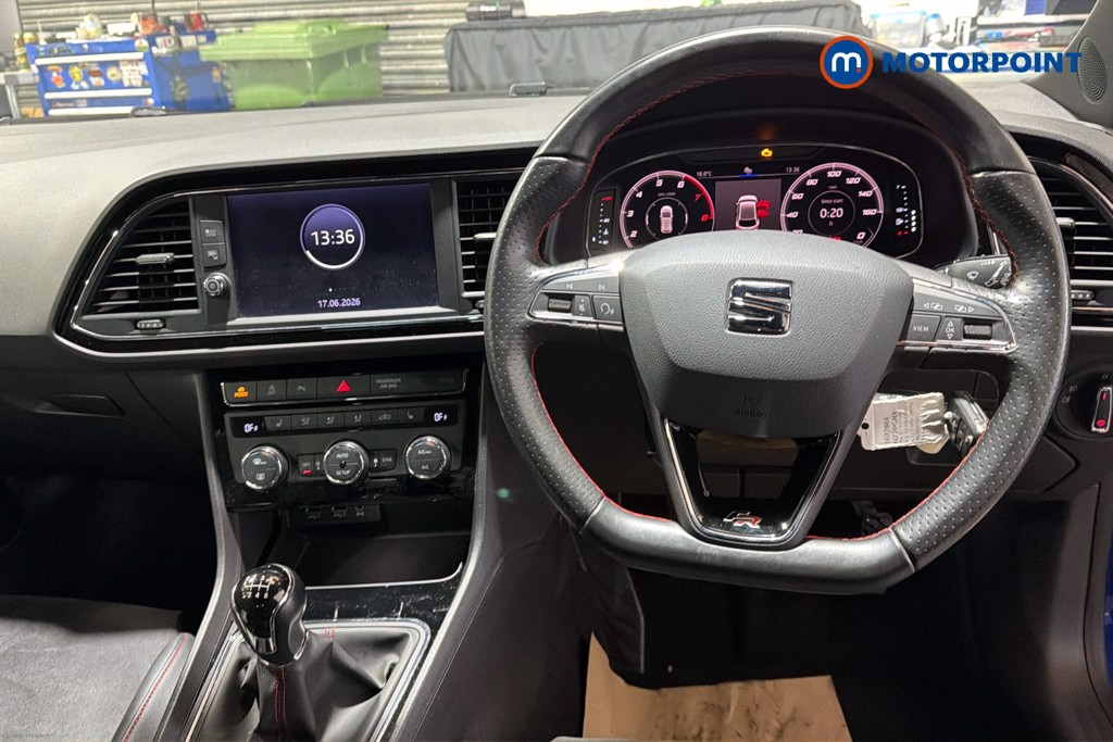 Seat Leon Fr Black Edition Manual Petrol Hatchback - Stock Number (1637984) - 2nd supplementary image