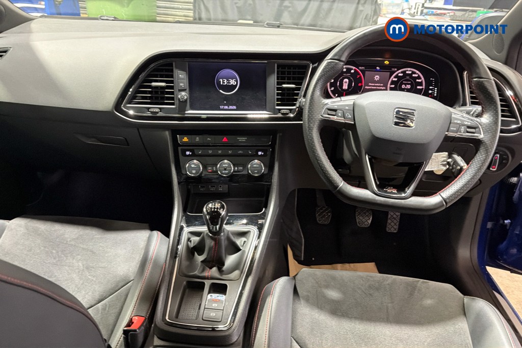Seat Leon Fr Black Edition Manual Petrol Hatchback - Stock Number (1637984) - 1st supplementary image