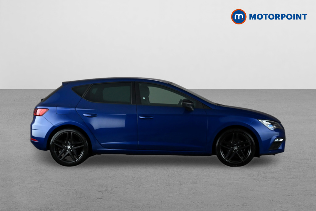Seat Leon Fr Black Edition Manual Petrol Hatchback - Stock Number (1637984) - Drivers side