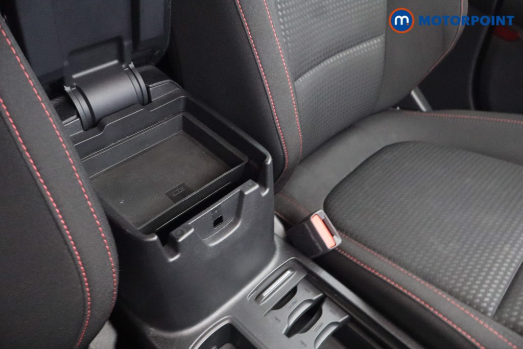 Ford Focus St-Line Manual Petrol Hatchback - Stock Number (1640778) - 13th supplementary image
